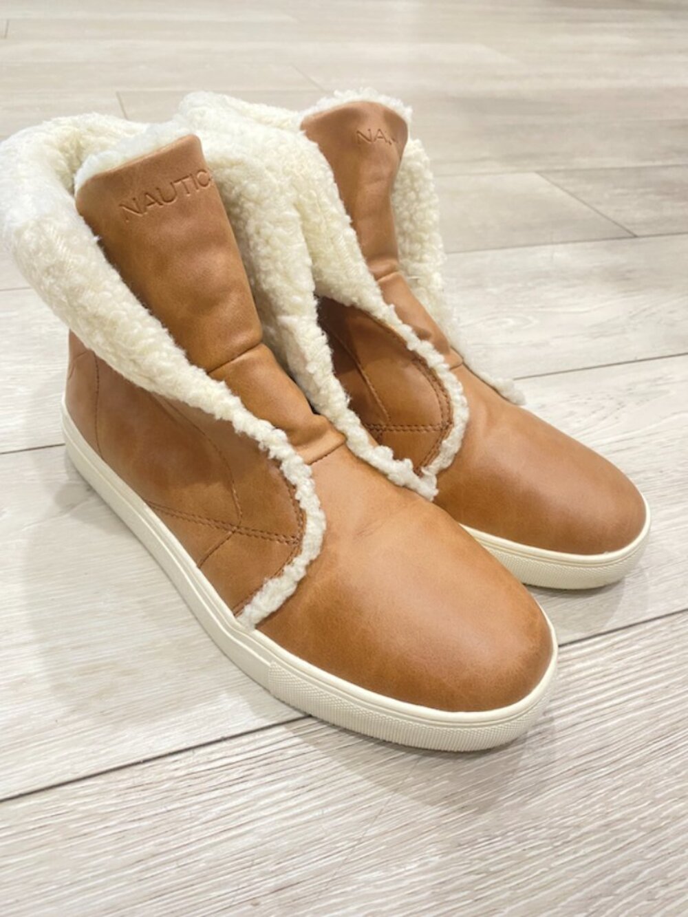 Nautica Keelen 2 High Top Sneaker Boots Faux Fur Lined Tan Size 8 - Picture 3 of 7